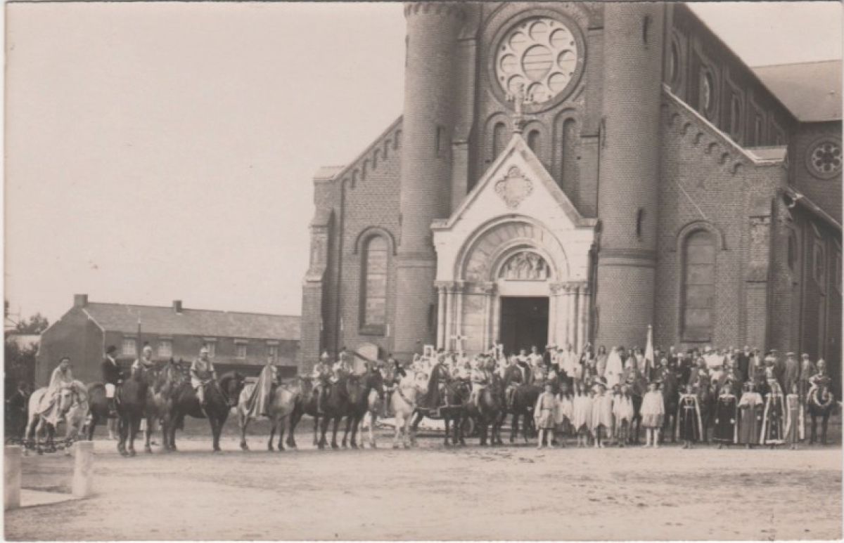 02135 - Buironfosse - L Eglise 6.jpg